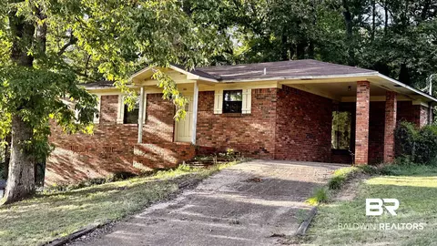 355 Belview Cir, Jackson, AL 36545