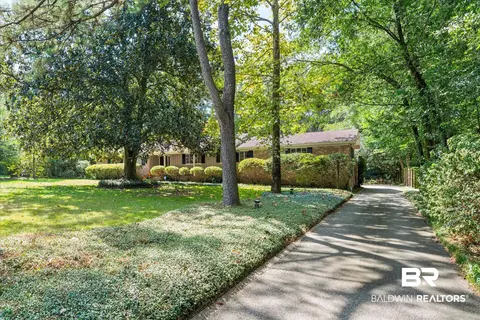 270 Jackson Dr, Mobile, AL 36609