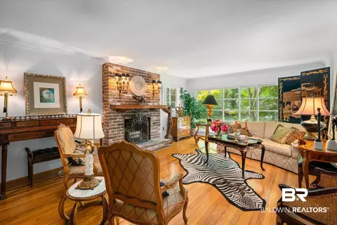 270 Jackson Dr, Mobile, AL 36609 photo 3