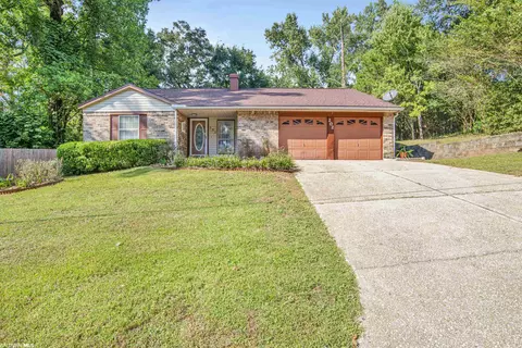 202 Lakeview Loop, Daphne, AL 36526 photo 1