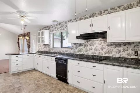 202 Lakeview Loop, Daphne, AL 36526 photo 7