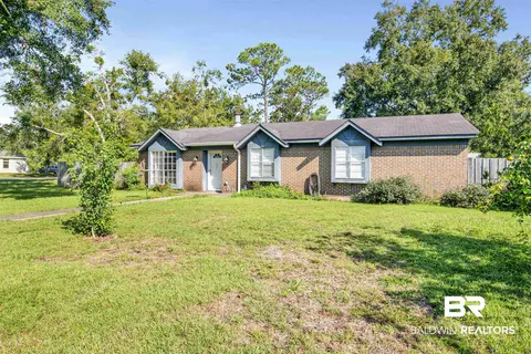 401 E Myrtle Ave, Foley, AL 36535 photo 2