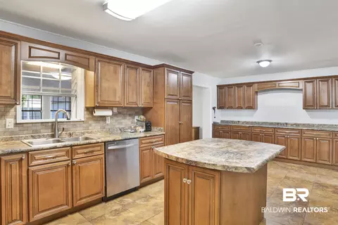 401 E Myrtle Ave, Foley, AL 36535 photo 14