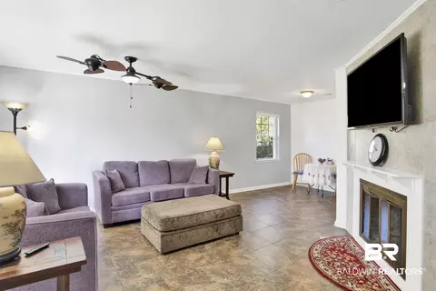 401 E Myrtle Ave, Foley, AL 36535 photo 5