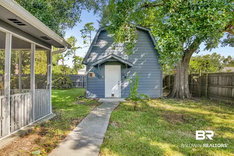 401 E Myrtle Ave, Foley, AL 36535 photo 24