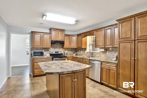 401 E Myrtle Ave, Foley, AL 36535 photo 12
