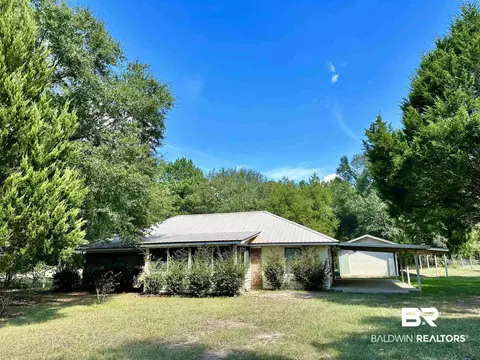 801 Mcbride Cir, Flomaton, AL 36441