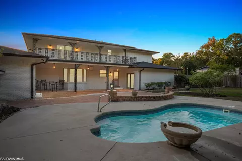 1448 Briarwood Dr, Gulf Shores, AL 36542