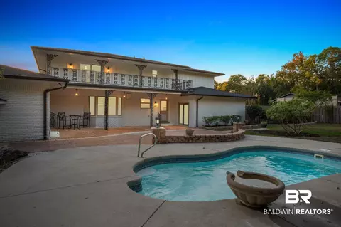 1448 Briarwood Dr, Gulf Shores, AL 36542