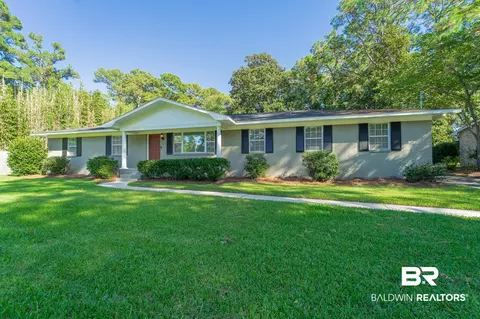 521 Spanish Main St, Spanish Fort, AL 36527