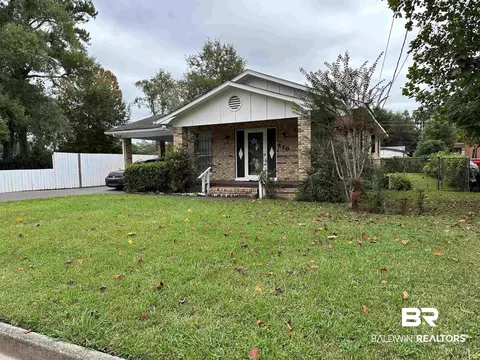 670 Bond Ln, Mobile, AL 36607