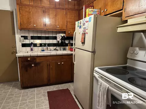 670 Bond Ln, Mobile, AL 36607 photo 4