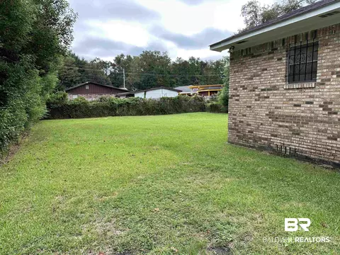 670 Bond Ln, Mobile, AL 36607 photo 10