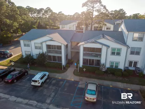 2200 W 2nd St #202-C, Gulf Shores, AL 36542