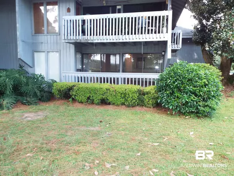 121 Golf Ter #121, Daphne, AL 36526