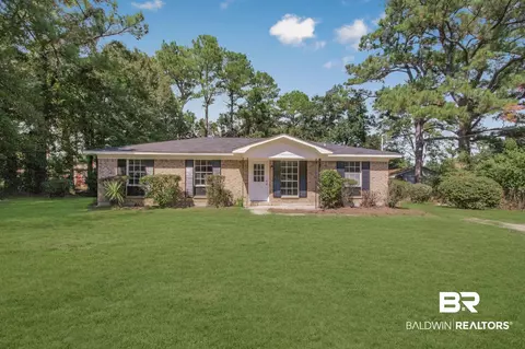 1401 Warren Dr, Daphne, AL 36526