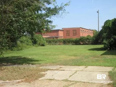 112 Michael Donald Ave, Mobile, AL 36604