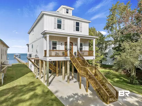 24267 Bay Shore Dr, Fairhope, AL 36532