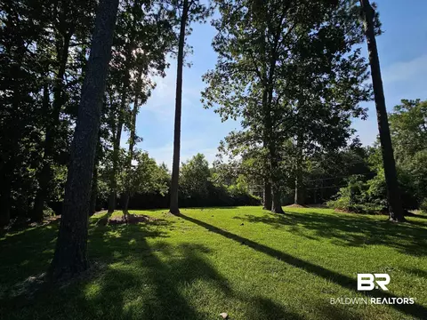 503 Sutherland Dr, Chickasaw, AL 36611 photo 15