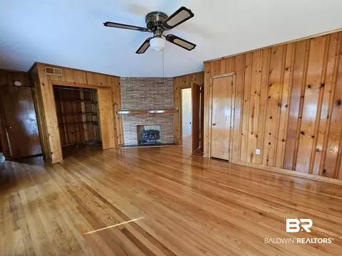 503 Sutherland Dr, Chickasaw, AL 36611 photo 10