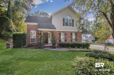 225 Bay View Dr, Daphne, AL 36526