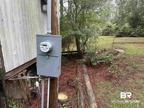 23417 Swift Rd, Elberta, AL 36530 photo 4