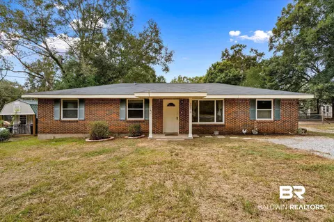 10570 Potter Tract Rd, Grand Bay, AL 36541