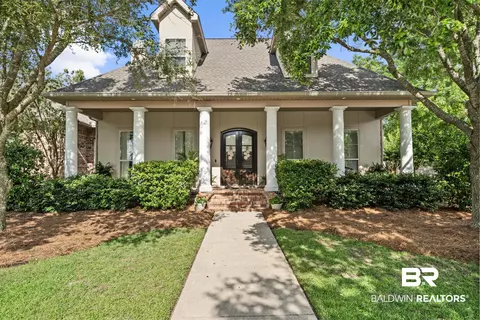 803 Eli St, Fairhope, AL 36532