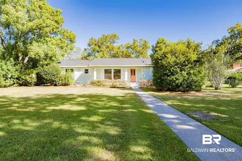 603 E Myrtle Ave, Foley, AL 36535