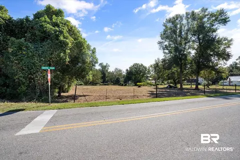 19976 Boothe Rd, Fairhope, AL 36532