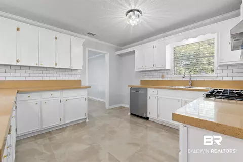 4937 Huron Rd, Mobile, AL 36619 photo 11