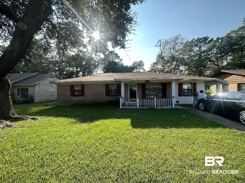 1654 Cheshire Dr, Mobile, AL 36605