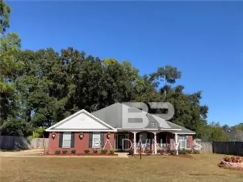 1107 Colonial Xing, Mobile, AL 36695