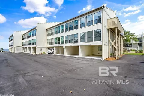 710 S Mobile St #55, Fairhope, AL 36532