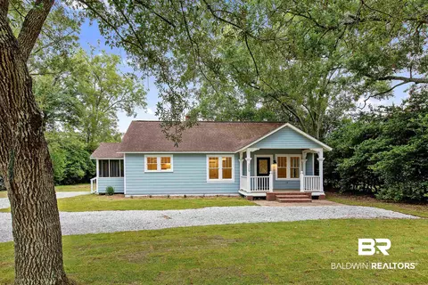 209 W Roosevelt Ave, Foley, AL 36535