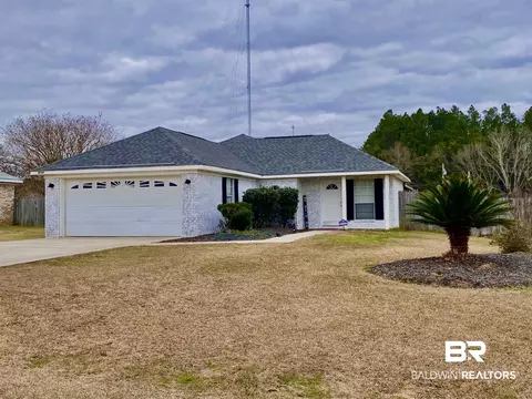 18767 Outlook Dr, Loxley, AL 36551