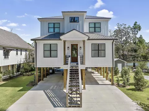 16500 Keeney Dr, Fairhope, AL 36532