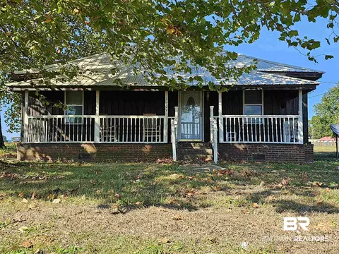 1009 Mccullough Rd, Atmore, AL 36502