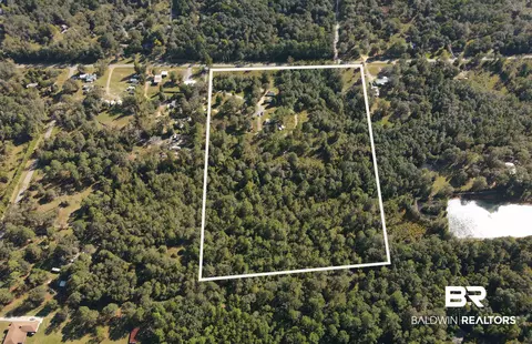 24387 Patterson Rd, Robertsdale, AL 36567