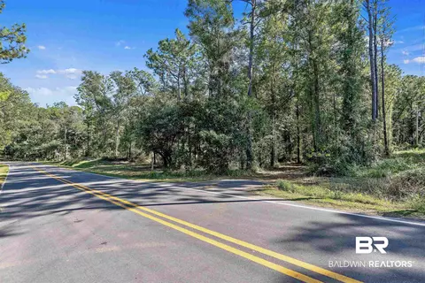 14070 Specs Ln, Summerdale, AL 36580