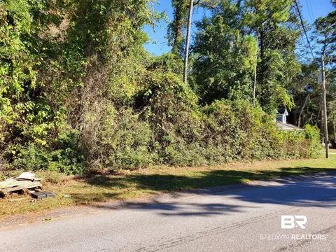 105 Michael Loop, Daphne, AL 36526 photo 2