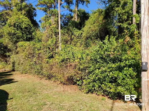 105 Michael Loop, Daphne, AL 36526 photo 3