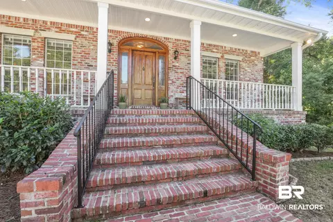 67 W Echo Ln, Fairhope, AL 36532