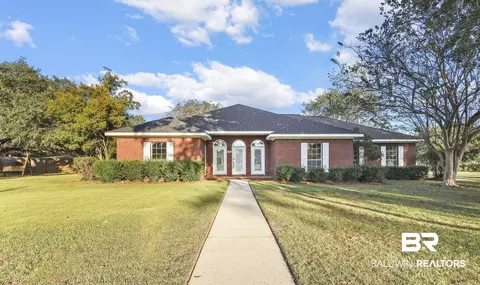 22520 Ridgewood Dr, Robertsdale, AL 36567