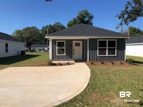 22763 Racine St, Robertsdale, AL 36567