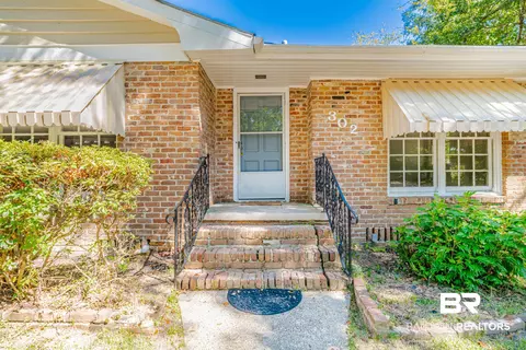 302 Northwest Blvd, Chickasaw, AL 36611 photo 4