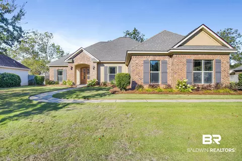 385 Surtees St, Fairhope, AL 36532