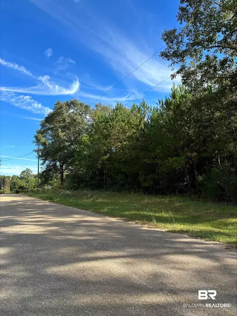 Tarra Lane, Brewton, AL 36426