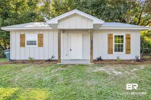 13501 Rooster Ln, Foley, AL 36535