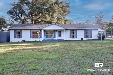 11110 Robin Rd, Fairhope, AL 36532